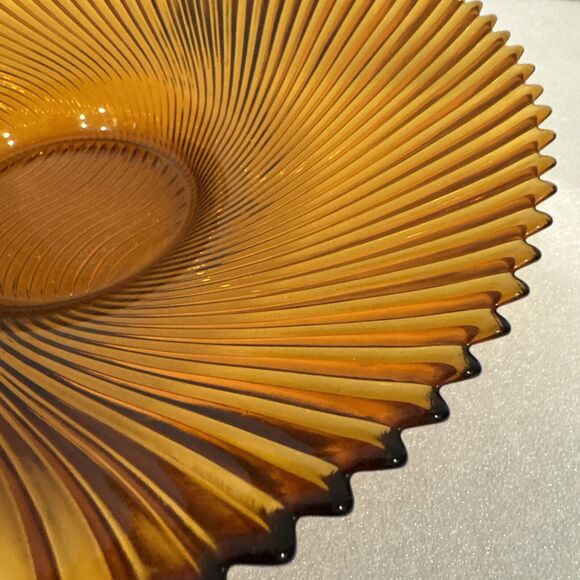 Vintage Amber Glass Centerpiece Large Bowl Swirl Pattern Sawtooth Edge France - Picture 7 of 9
